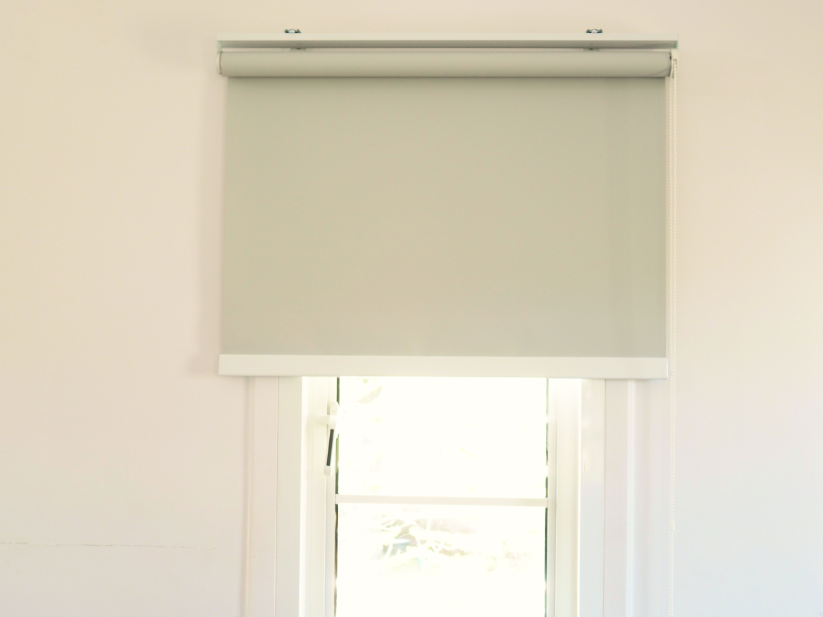 ロールスクリーン