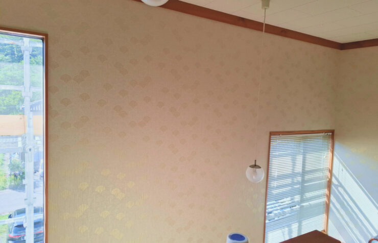 個人宅の壁紙の張替え